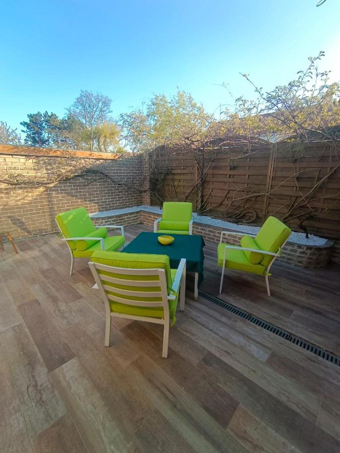 & Aa-terrasse-jardin-wifi-parking-classe 3 Etoiles Appartement